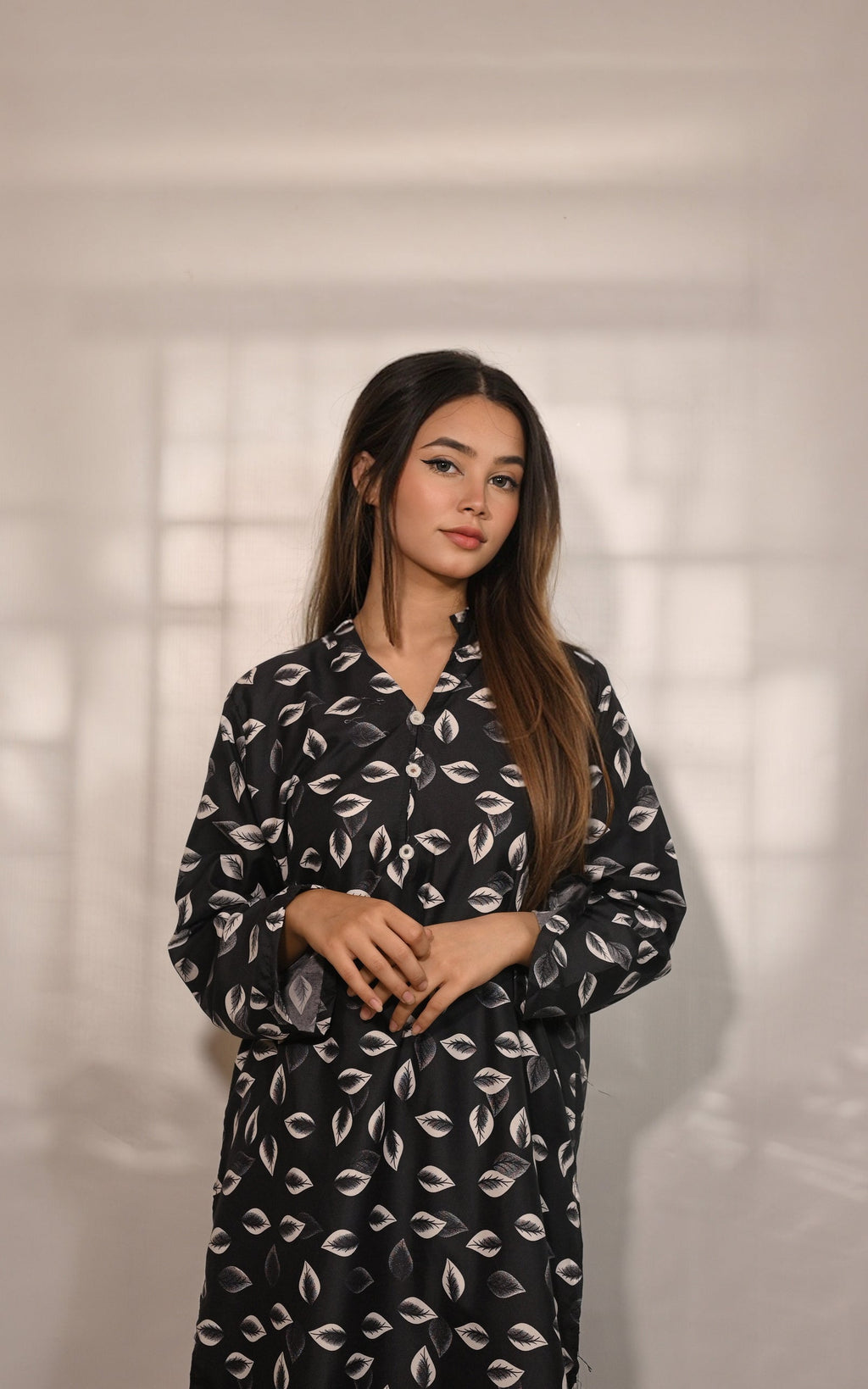 BLACK SMALL LEAF 2 PC
