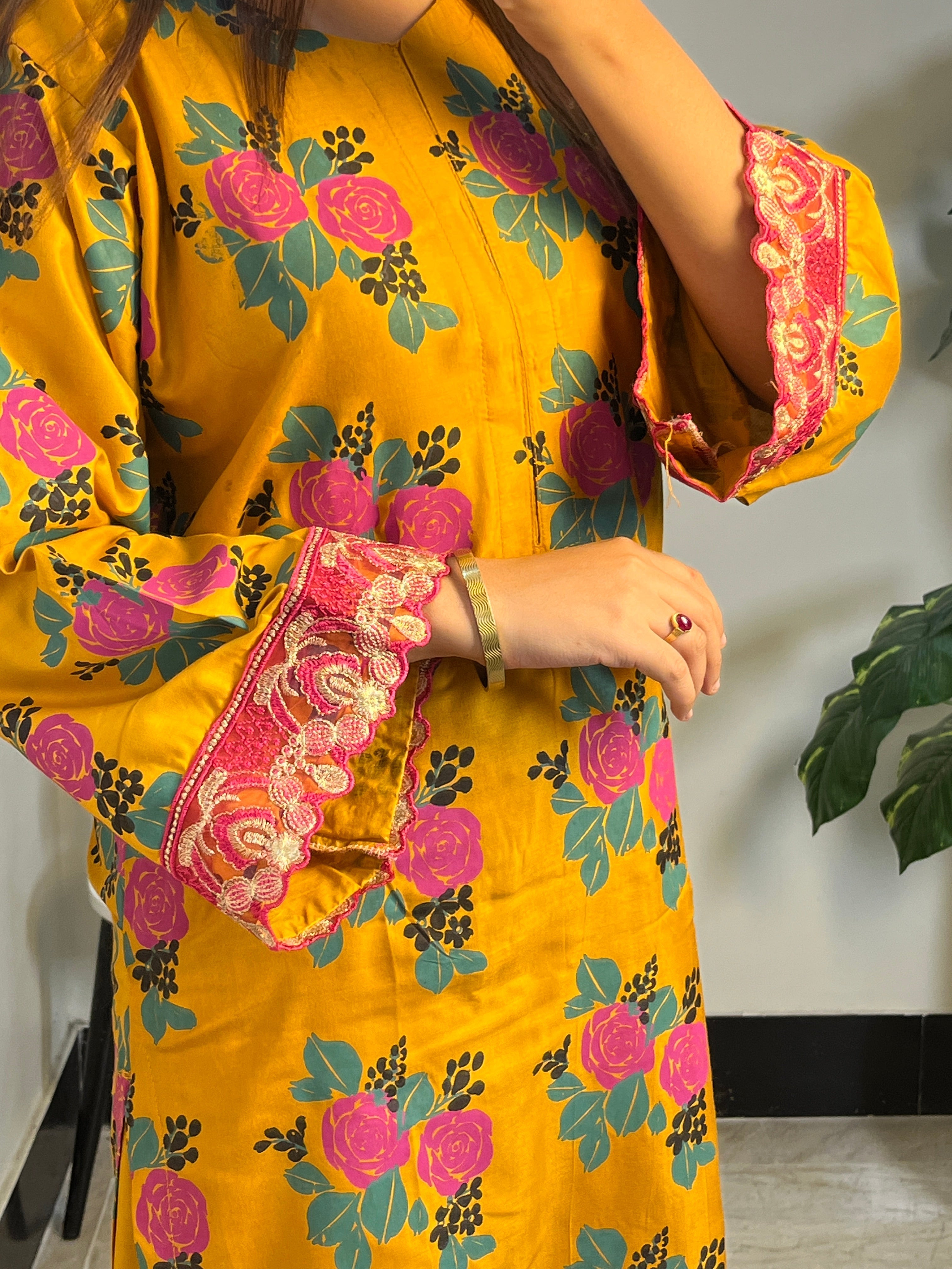 Primrose Sharara 2 PC