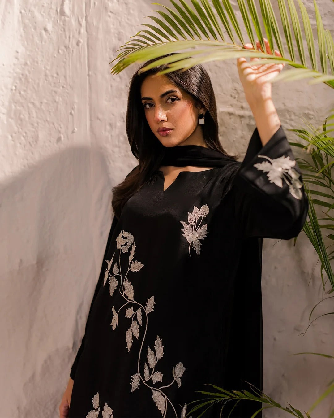 Black PETALS 3PCS